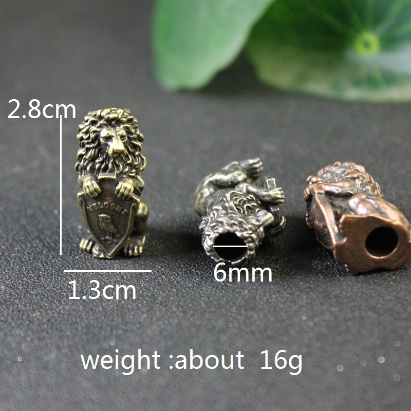 Lion King Holding Owl Shield F - Paracord Survival Bracelet avaliação e preço